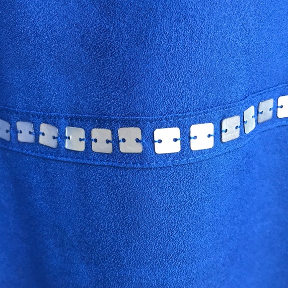 Kensie Blue Tank with silver sequin stripes - Picture 3 of 3